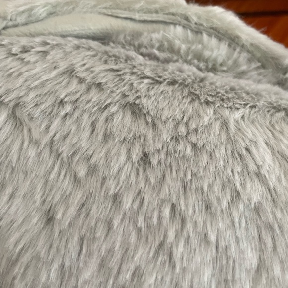 COPY - Brand new UGG Nap Mat - Picture 8 of 10